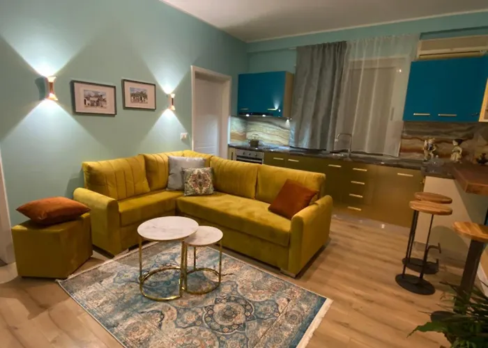 Art Crafted Flat In Center 公寓 *